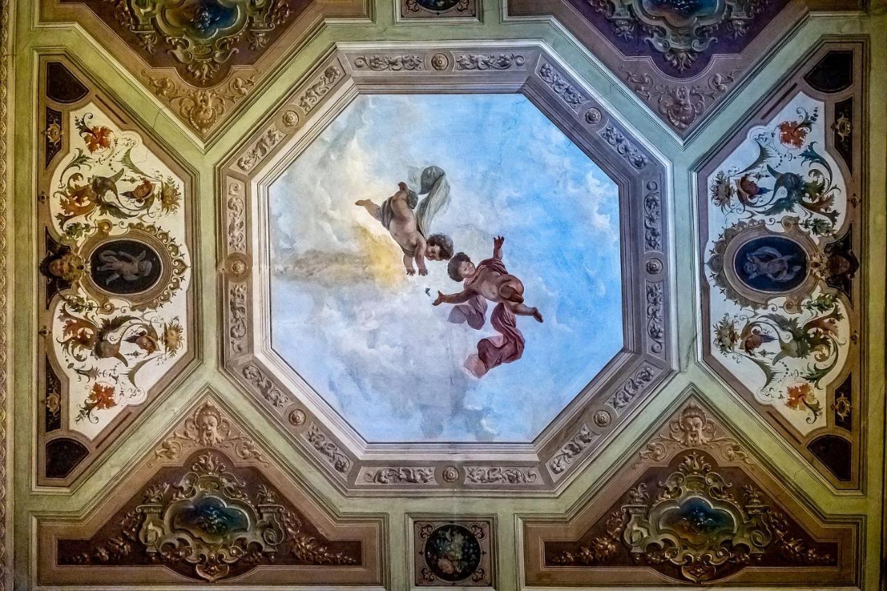 Palazzo Gamba Al Duomo Apartahotel